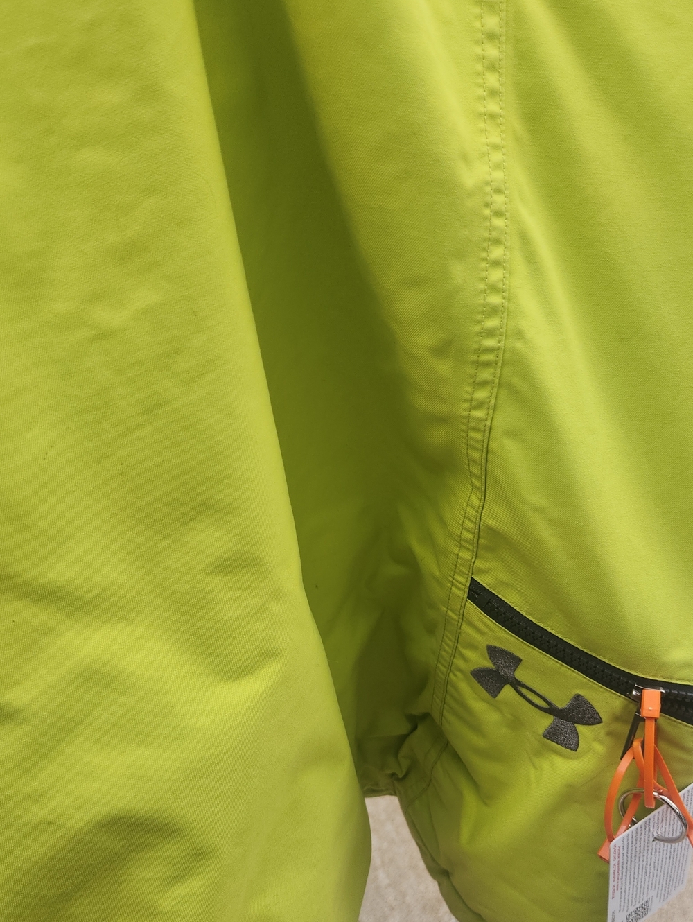 Under Armour Men's Neon Lime Winter JACKET, Gently Used